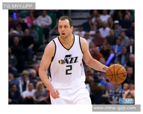 足球明星出门不带保安的背后故事与生活点滴揭秘